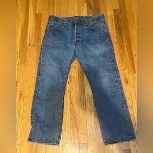 Levi’s 501 Jeans